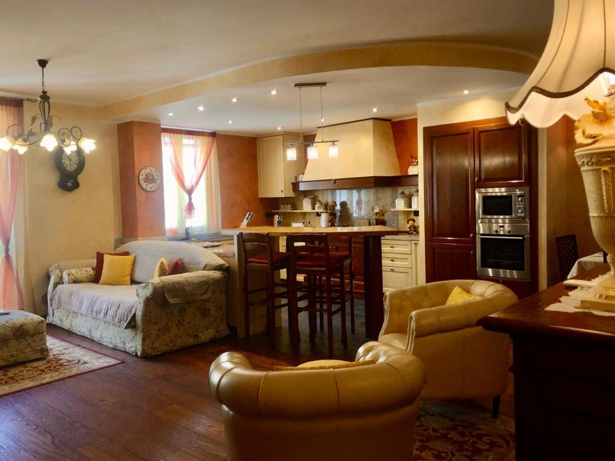 La Casolicchia Di Arona Ngoại thất bức ảnh
